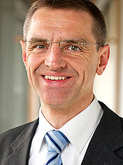 Prof. Dr. Jürgen Bischof Prof. Dr. Jürgen Bischof