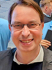 Prof. Dr.-Ing. Sebastian Feldmann Prof. Dr.-Ing. Sebastian Feldmann
