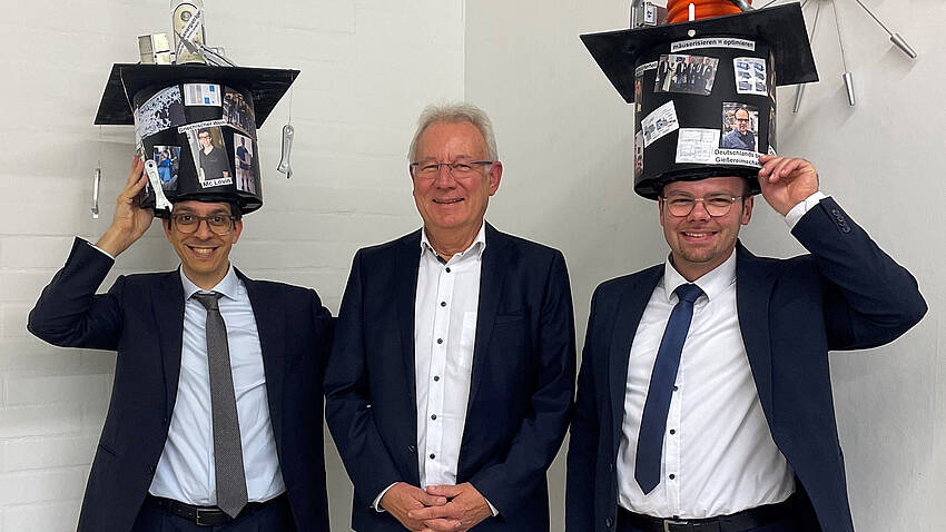Zwei frischgebackene Doktoren im Bereich der Gießereitechnik Zwei frischgebackene Doktoren im Bereich der Gießereitechnik