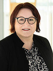 Kristina Gaugler Kristina Gaugler