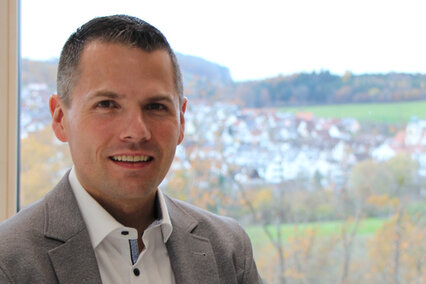 Prof. Dr. Patrick Ulrich erhält Forschungspreis für Nachhaltigkeit der Universität Bamberg Prof. Dr. Patrick Ulrich erhält Forschungspreis für Nachhaltigkeit der Universität Bamberg