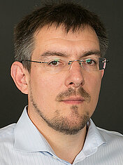 Prof. Dr. Tim Dahmen Prof. Dr. Tim Dahmen