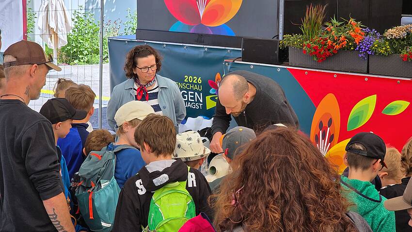 Children's University at the LGS Aalen University of Applied Sciences’ Children’s University at the Ellwangen State Garden Show: Hands-On Materials Science