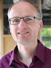 Prof. Dr. Carsten Lecon Prof. Dr. Carsten Lecon