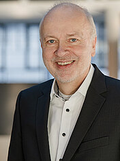 Prof. Dr. Harald Riegel Prof. Dr. Harald Riegel