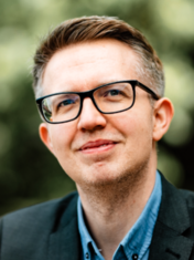 Prof. Dr. Dominik Mueller Prof. Dr. Dominik Mueller