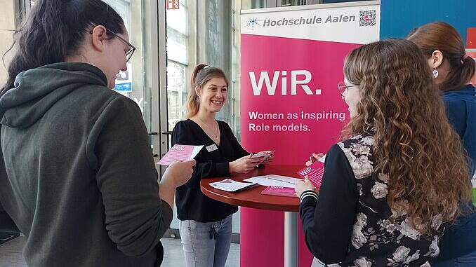 Welcome Day - WiR. freuen uns auf euch! Welcome Day - WiR. freuen uns auf euch!