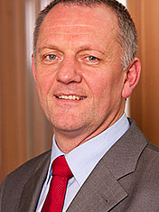 Prof. Dr.-Ing. Peter Eichinger Prof. Dr.-Ing. Peter Eichinger