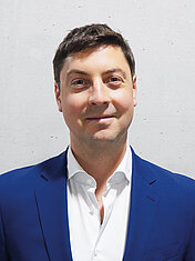 Prof. Dr. Christian Uhl Prof. Dr. Christian Uhl