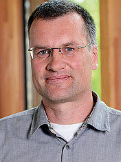 Prof. Dr. Andreas Heinrich Prof. Dr. Andreas Heinrich
